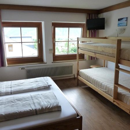 Pension Zu Hause Uttendorf Exteriör bild