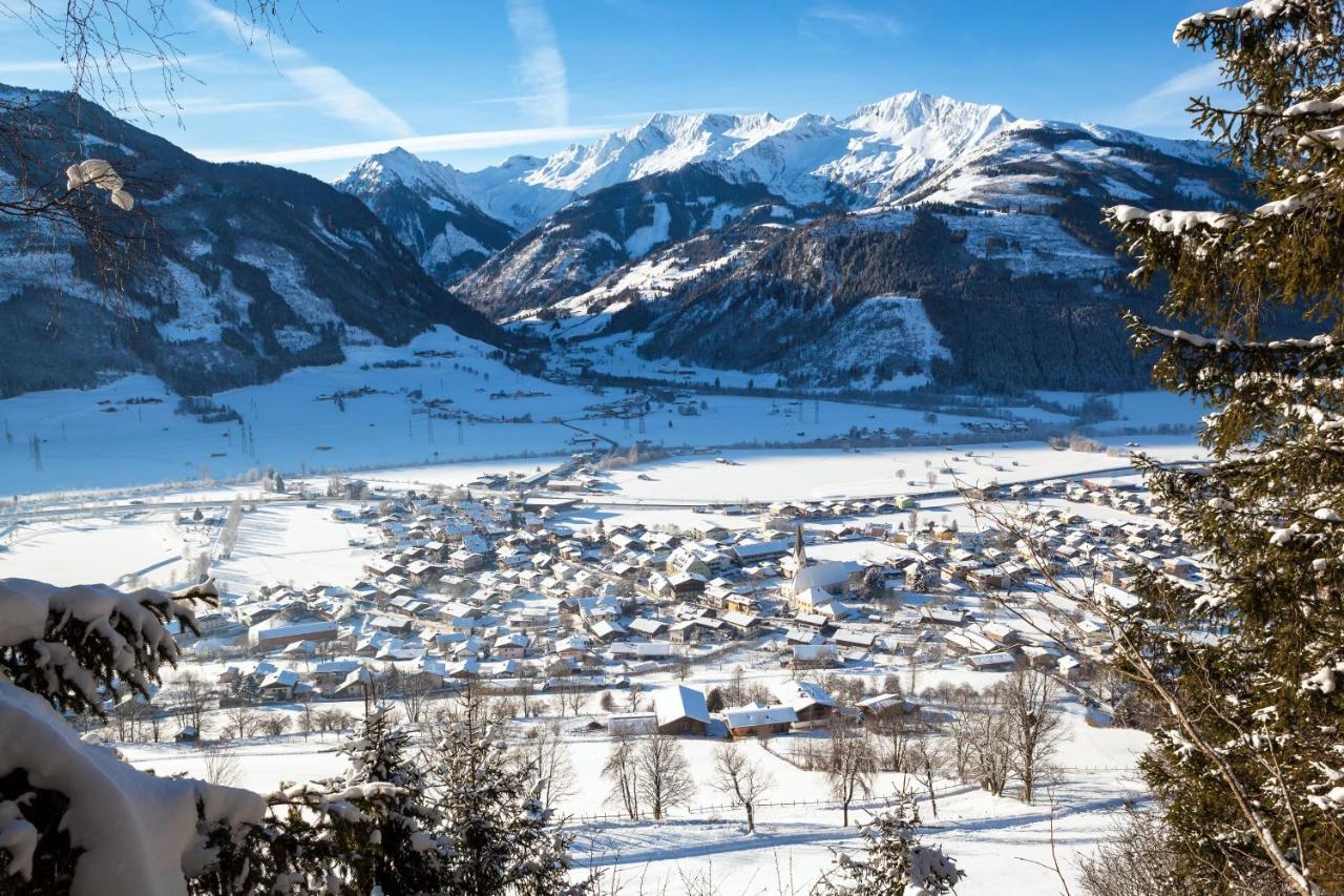 Pension Zu Hause Uttendorf Exteriör bild
