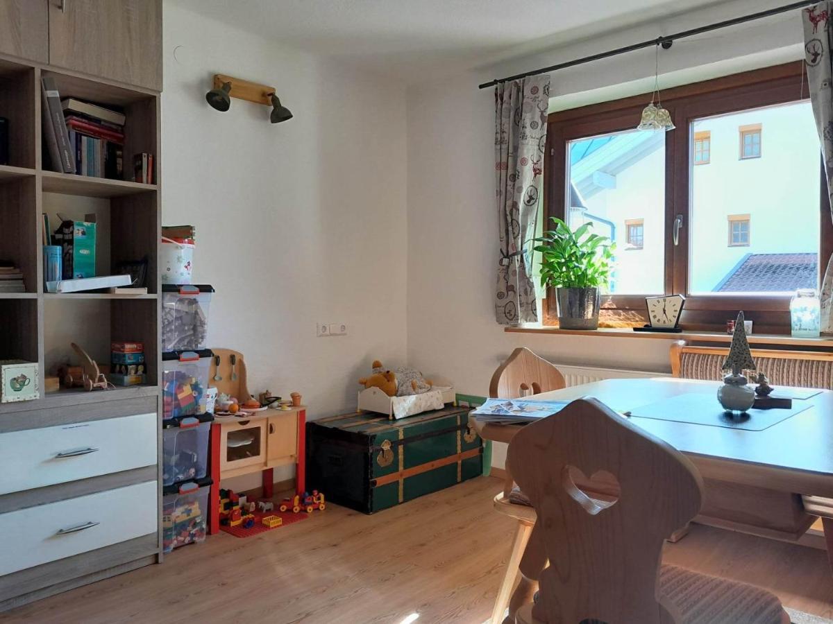 Pension Zu Hause Uttendorf Exteriör bild