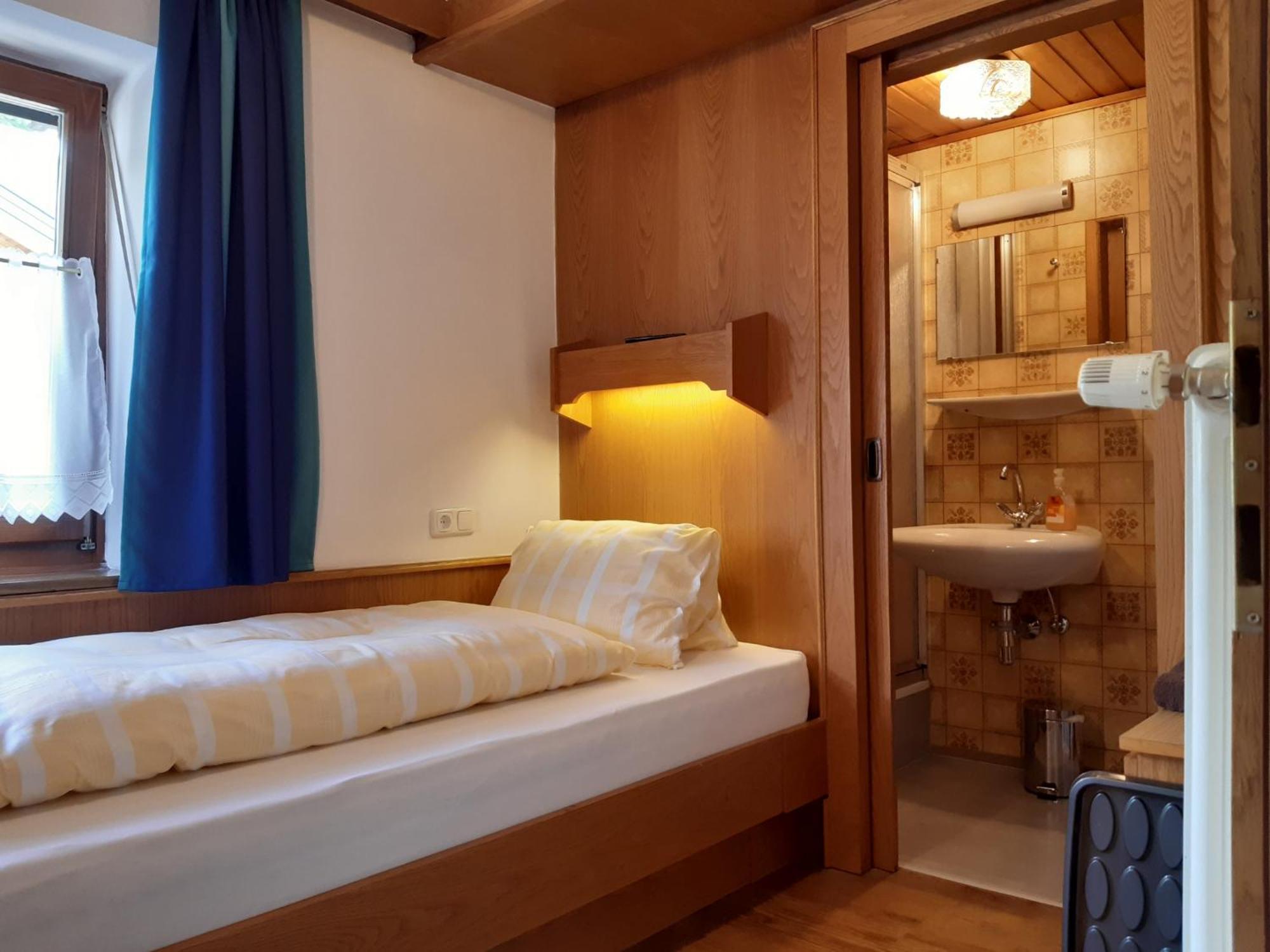 Pension Zu Hause Uttendorf Rum bild