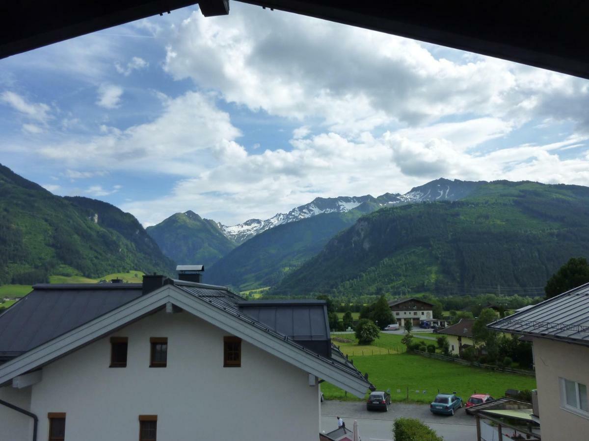 Pension Zu Hause Uttendorf Exteriör bild
